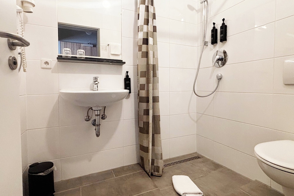 Garner Hotel Stuttgart - Zuffenhausen by IHG — Hotel rooms in Stuttgart, Baden-Wurttemberg
