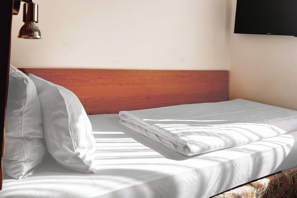 Garner Hotel Stuttgart - Zuffenhausen by IHG — Hotel rooms in Stuttgart, Baden-Wurttemberg