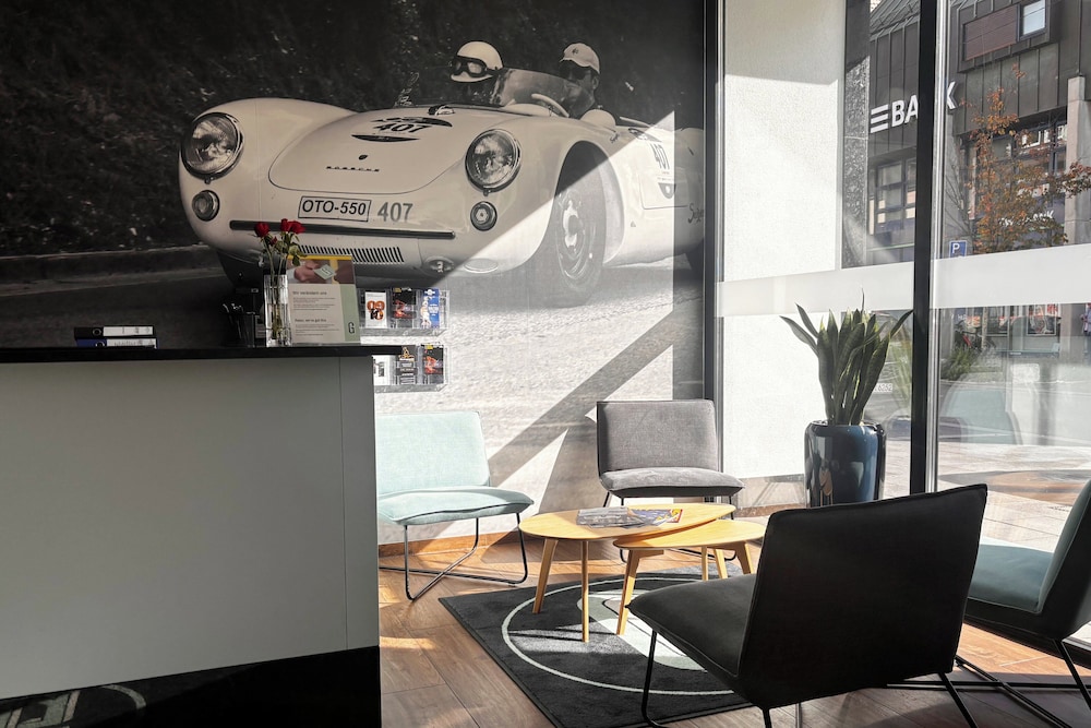 Garner Hotel Stuttgart - Zuffenhausen by IHG — Hotel building in Stuttgart, Baden-Wurttemberg