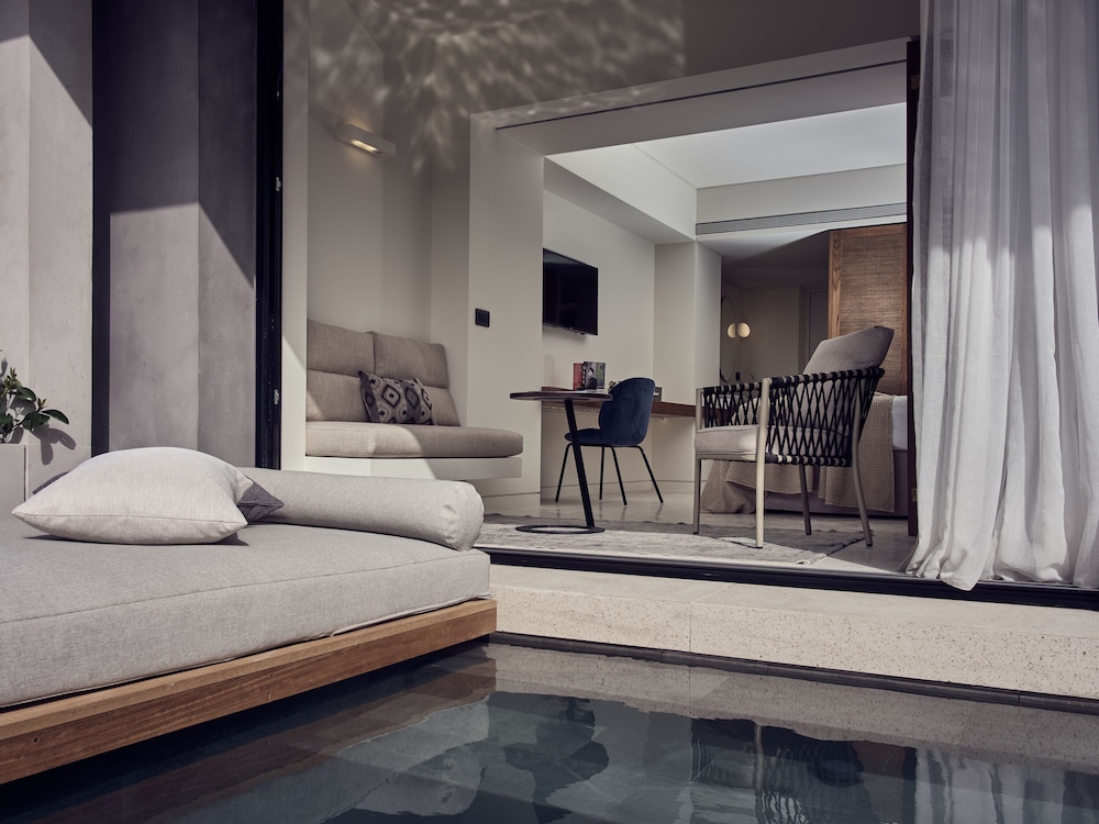 Contessina Suites and Spa — Rooms in Tsilivi, Ionian Islands