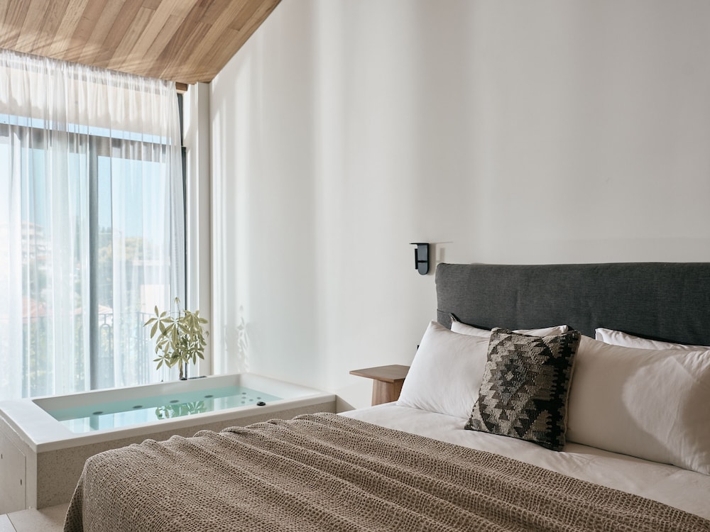 Contessina Suites and Spa — Rooms in Tsilivi, Ionian Islands