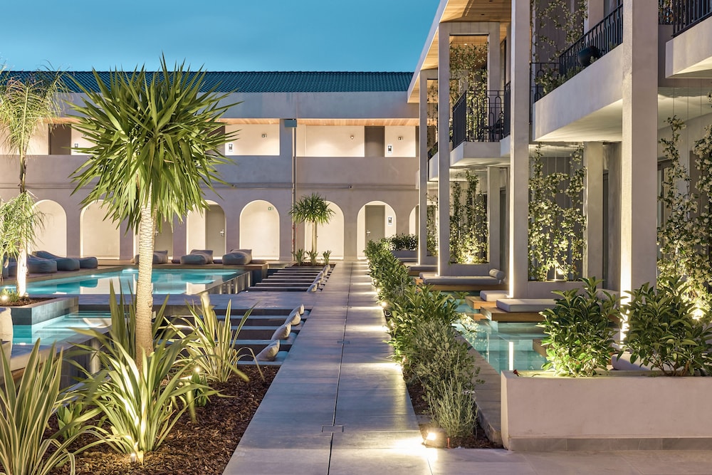 Contessina Suites and Spa — Pool in Tsilivi, Ionian Islands