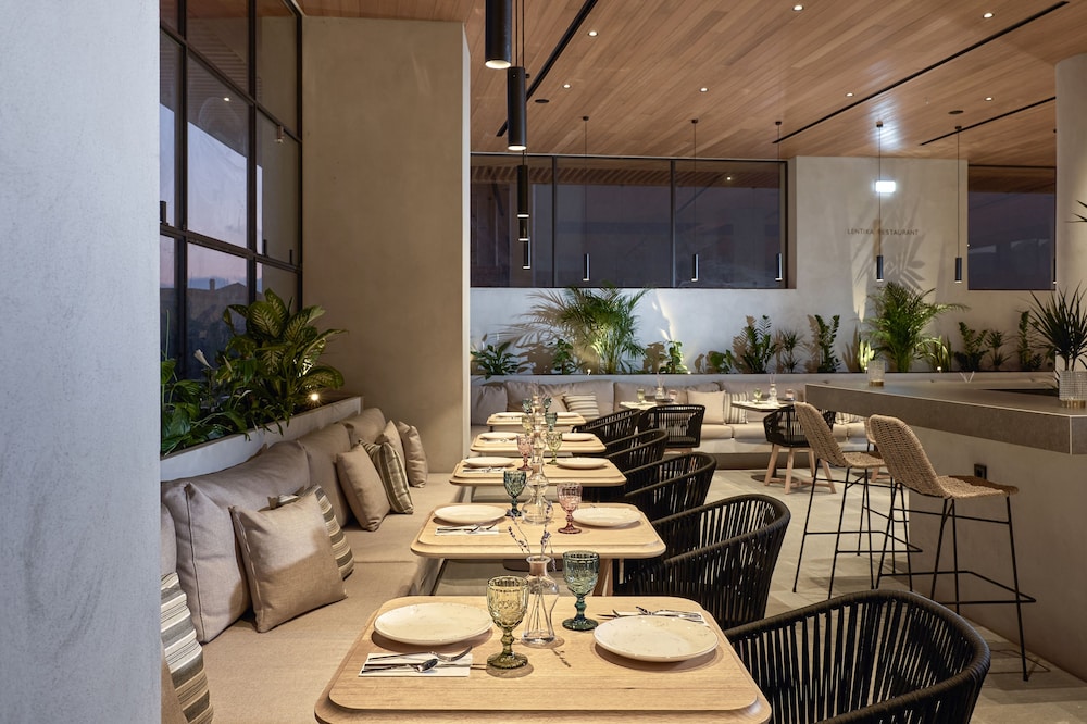 Contessina Suites and Spa — Restaurant in Tsilivi, Ionian Islands