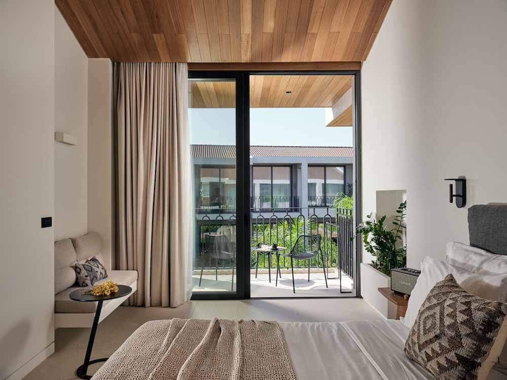 Contessina Suites and Spa — View in Tsilivi, Ionian Islands