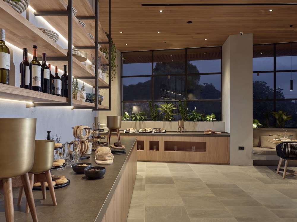 Contessina Suites and Spa — Restaurant in Tsilivi, Ionian Islands
