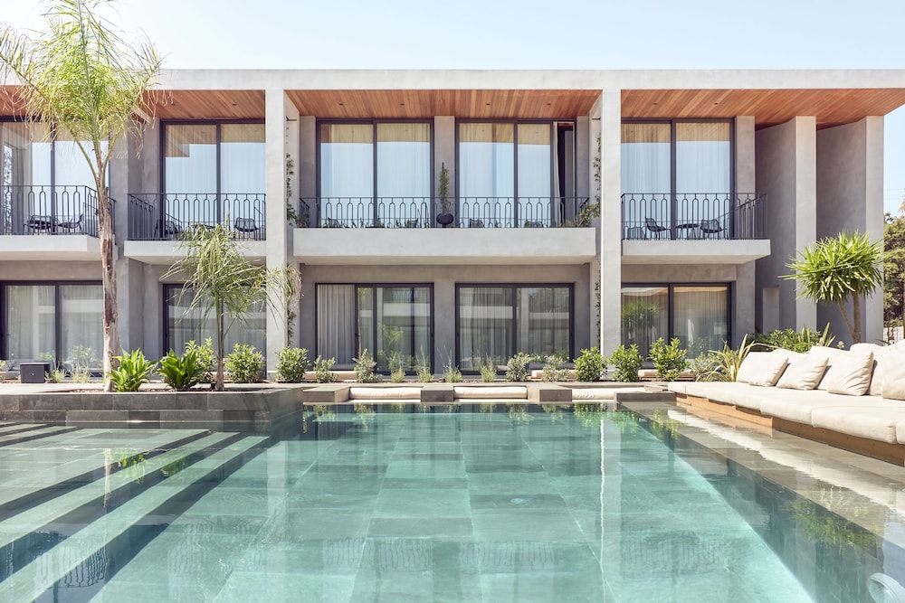 Contessina Suites and Spa — Pool in Tsilivi, Ionian Islands