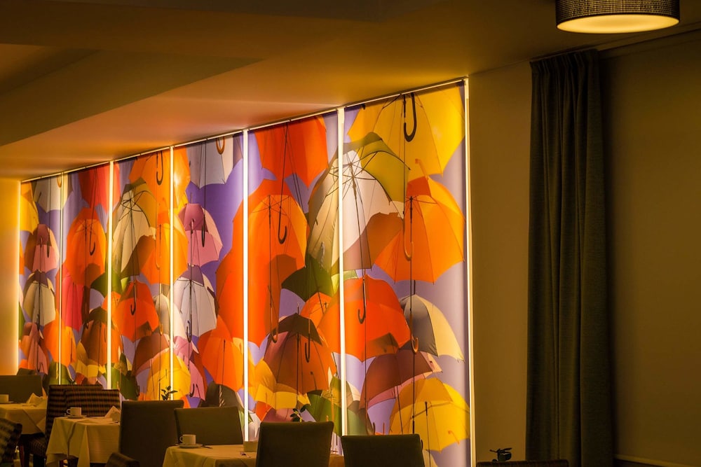 Mediterranean Beach Resort — Restaurant & bars in Laganas, Ionian Islands