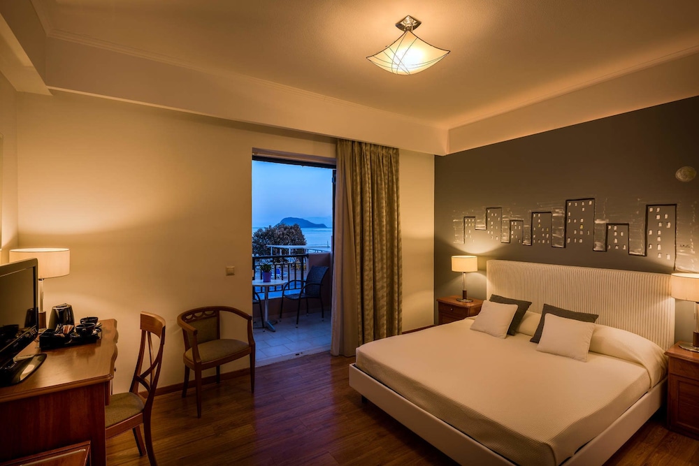 Mediterranean Beach Resort — Hotel rooms in Laganas, Ionian Islands