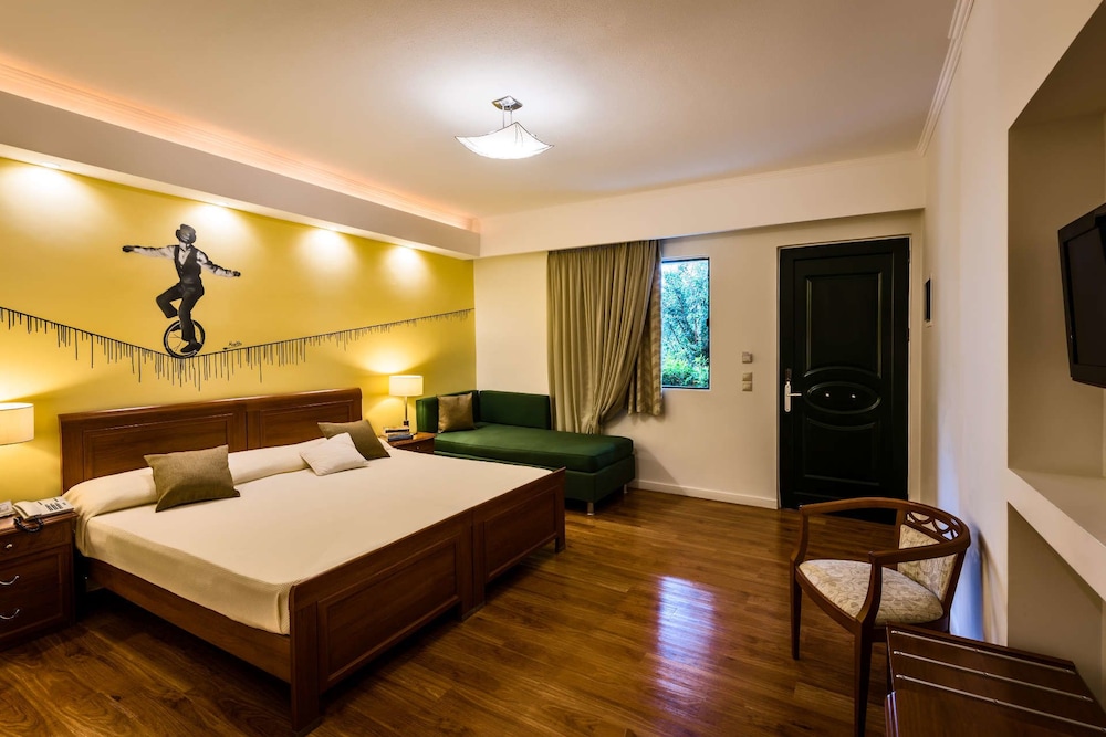 Mediterranean Beach Resort — Hotel rooms in Laganas, Ionian Islands