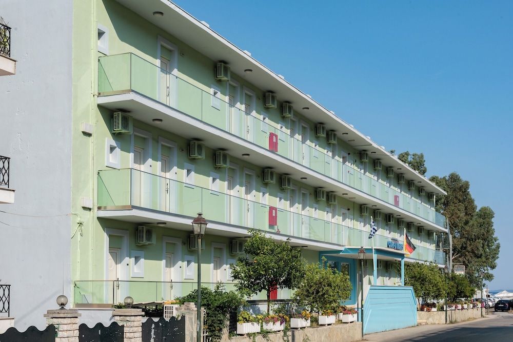Corfu Maris Hotel — Hotel building in Benitses, Ionian Islands