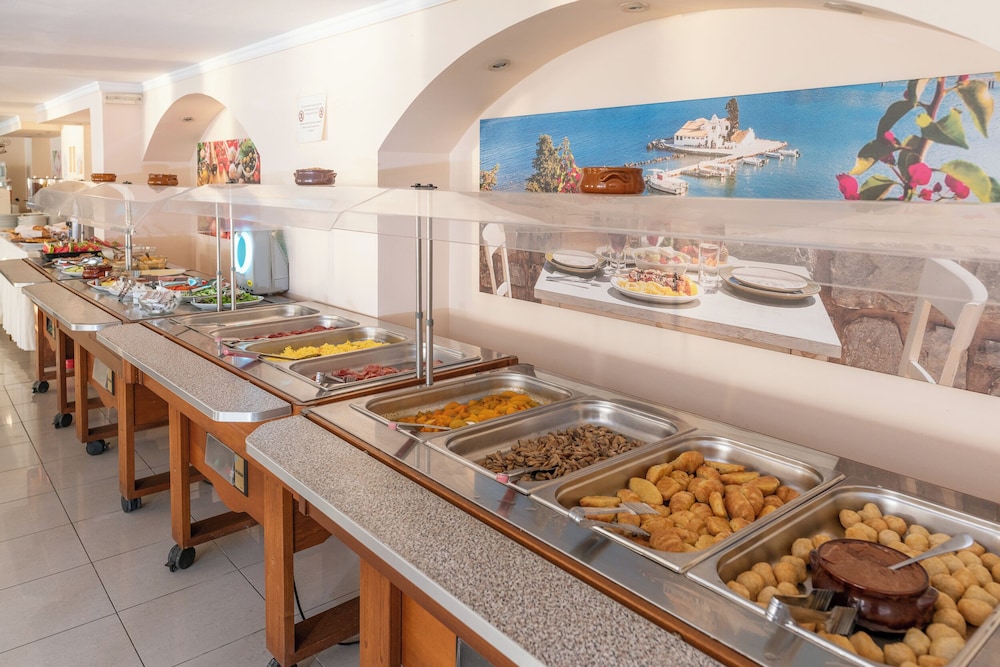 Corfu Maris Hotel — Restaurant & bars in Benitses, Ionian Islands