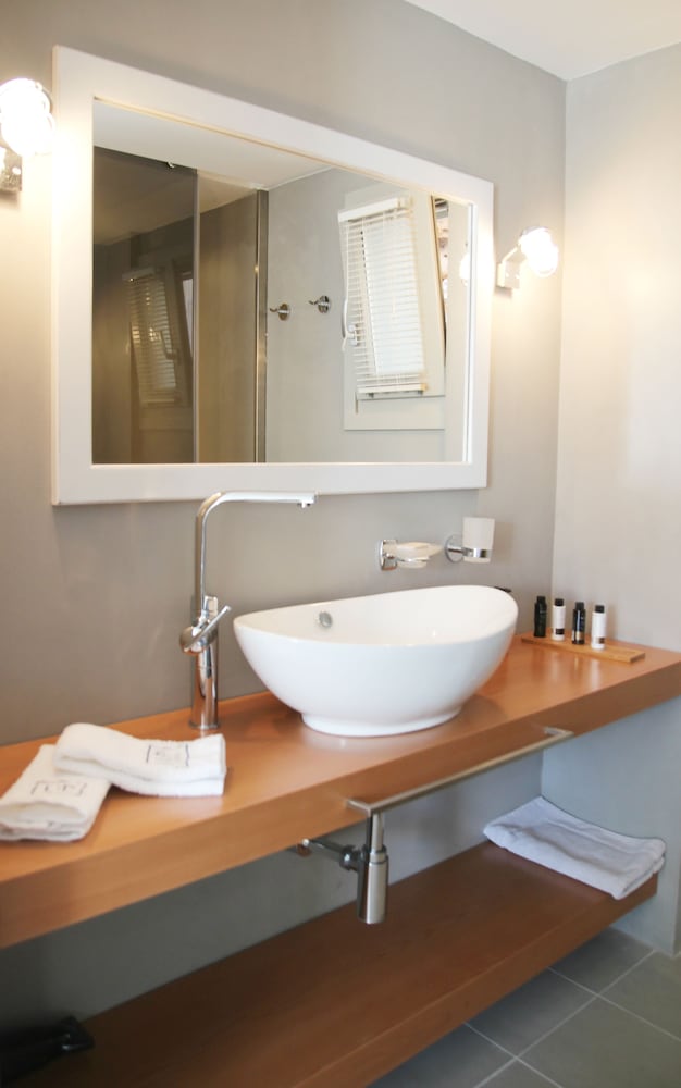 Lindos Comfy Suites — Hotel rooms in Lindos, South Aegean