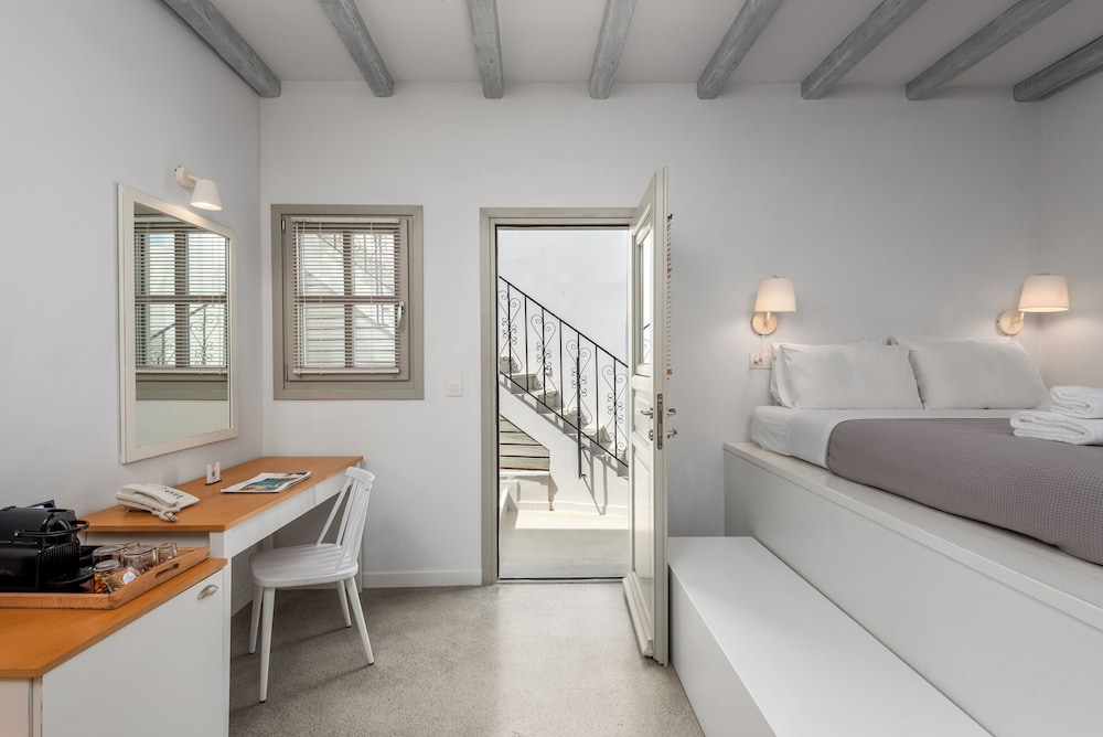 Lindos Comfy Suites — Hotel rooms in Lindos, South Aegean