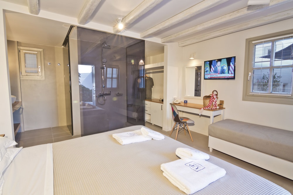 Lindos Comfy Suites — Hotel rooms in Lindos, South Aegean