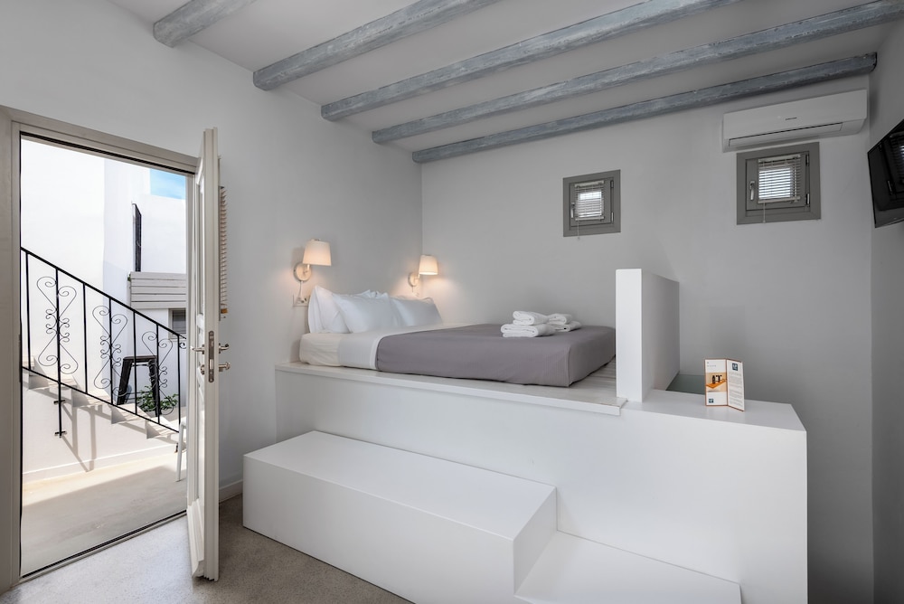 Lindos Comfy Suites — Hotel rooms in Lindos, South Aegean