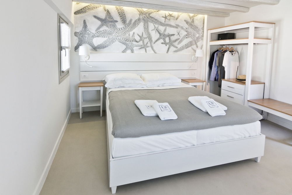 Lindos Comfy Suites — Hotel rooms in Lindos, South Aegean