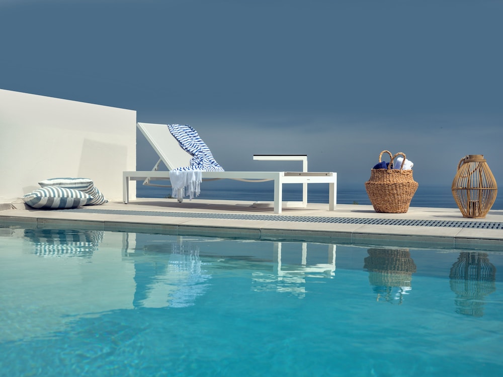 St. John Suites - Adults Only Zakynthos — Swimming pool in Tsilivi, Ionian Islands