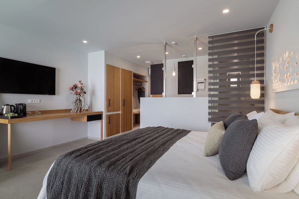 St. John Suites - Adults Only Zakynthos — Hotel rooms in Tsilivi, Ionian Islands