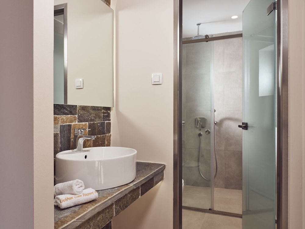 Golden Sun Resort & Spa - Adults Only — Hotel rooms in Kalamaki (Zakynthos), Ionian Islands