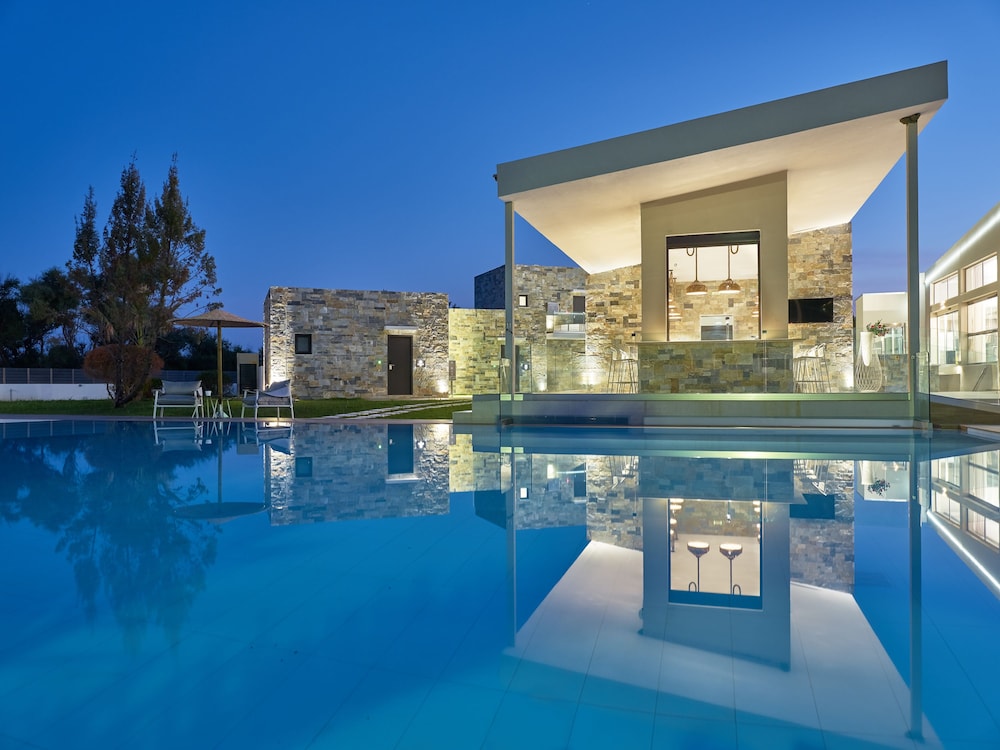 Golden Sun Resort & Spa - Adults Only — Swimming pool in Kalamaki (Zakynthos), Ionian Islands