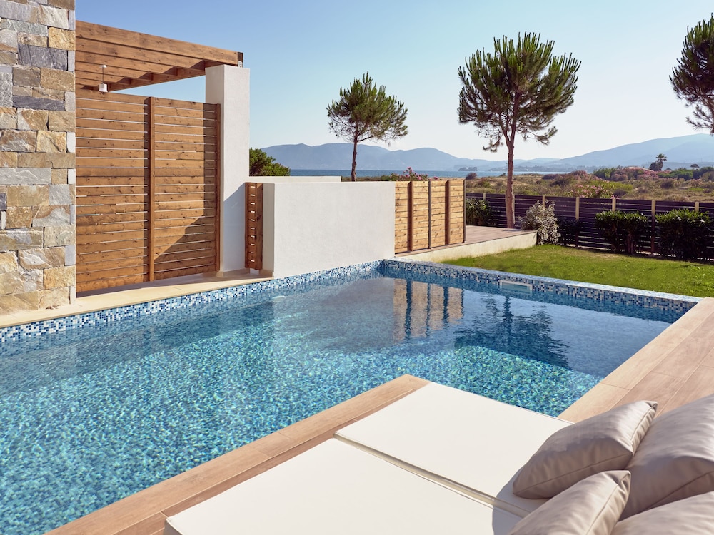 Golden Sun Resort & Spa - Adults Only — Swimming pool in Kalamaki (Zakynthos), Ionian Islands