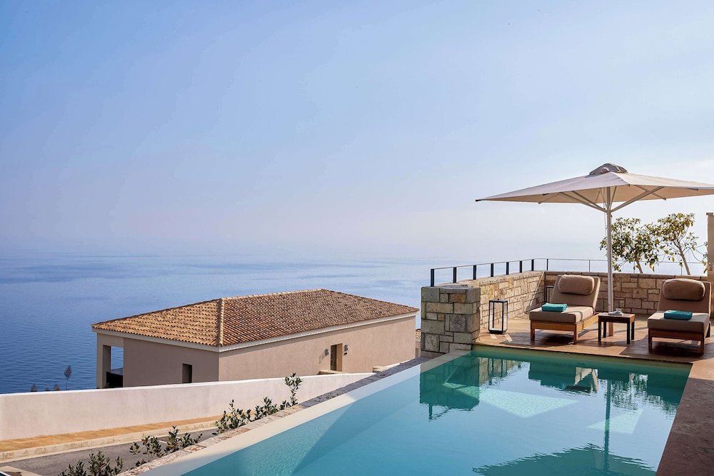 Angsana Corfu Resort & Spa — Swimming pool in Benitses, Ionian Islands