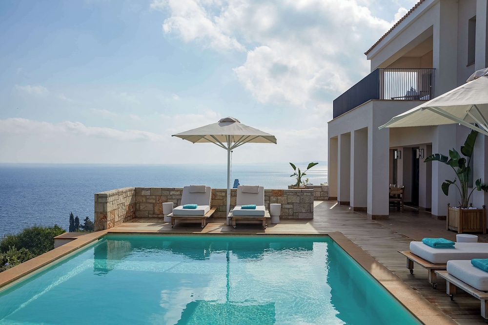 Angsana Corfu Resort & Spa — Swimming pool in Benitses, Ionian Islands
