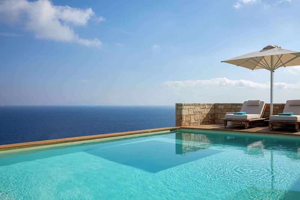 Angsana Corfu Resort & Spa — Swimming pool in Benitses, Ionian Islands