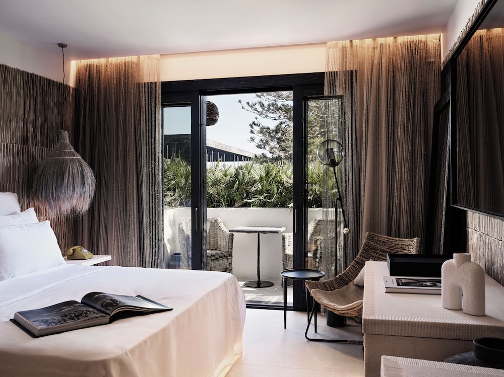 O by Myconian, Mykonos, a Member of Design Hotels — Hotel rooms in Ornos, South Aegean