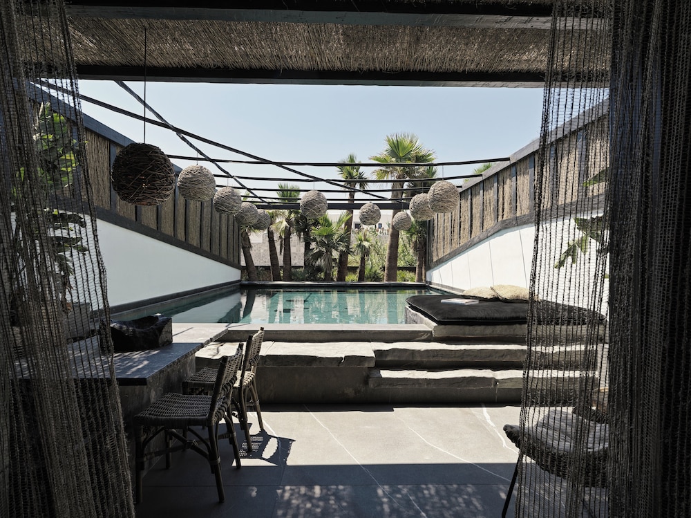 O by Myconian, Mykonos, a Member of Design Hotels — Swimming pool in Ornos, South Aegean