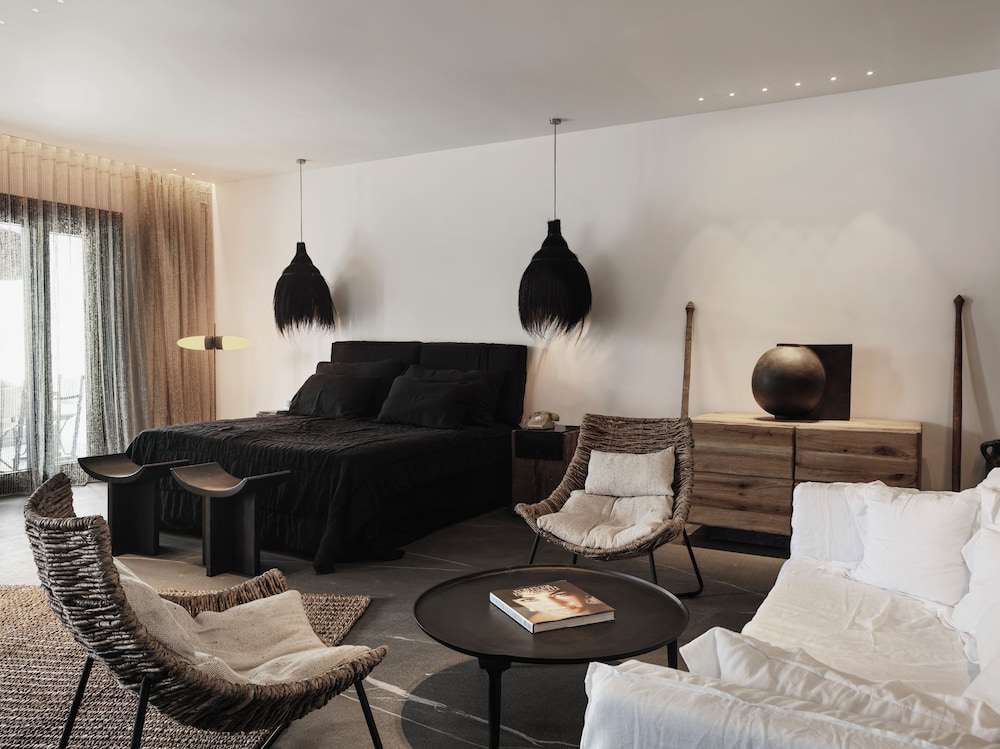 O by Myconian, Mykonos, a Member of Design Hotels — Hotel rooms in Ornos, South Aegean