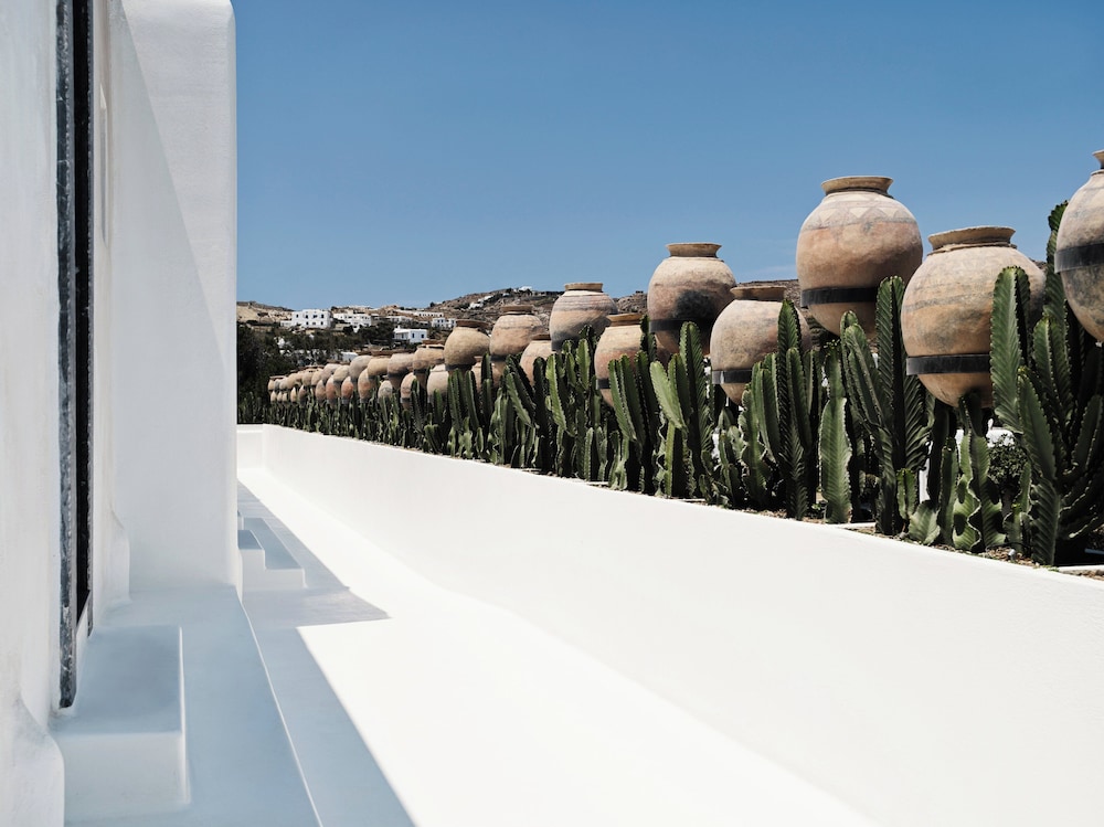 O by Myconian, Mykonos, a Member of Design Hotels — Hotel building in Ornos, South Aegean