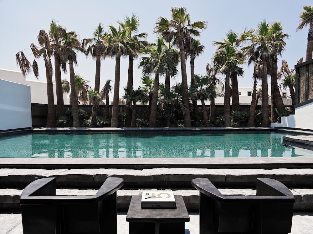 O by Myconian, Mykonos, a Member of Design Hotels — Swimming pool in Ornos, South Aegean