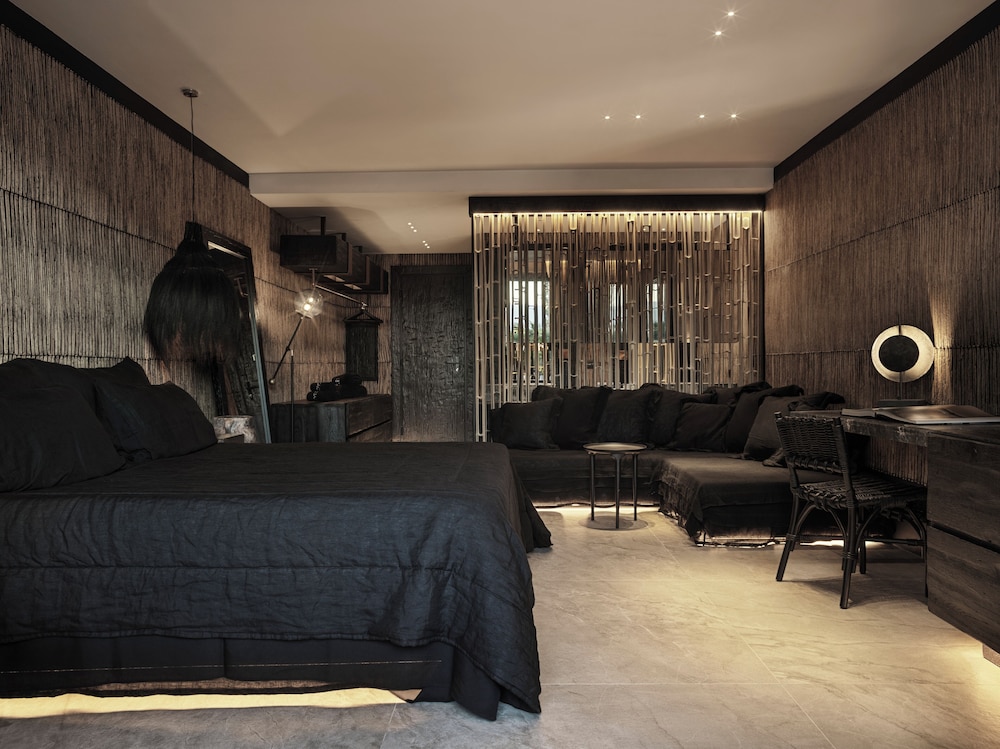 O by Myconian, Mykonos, a Member of Design Hotels — Hotel rooms in Ornos, South Aegean