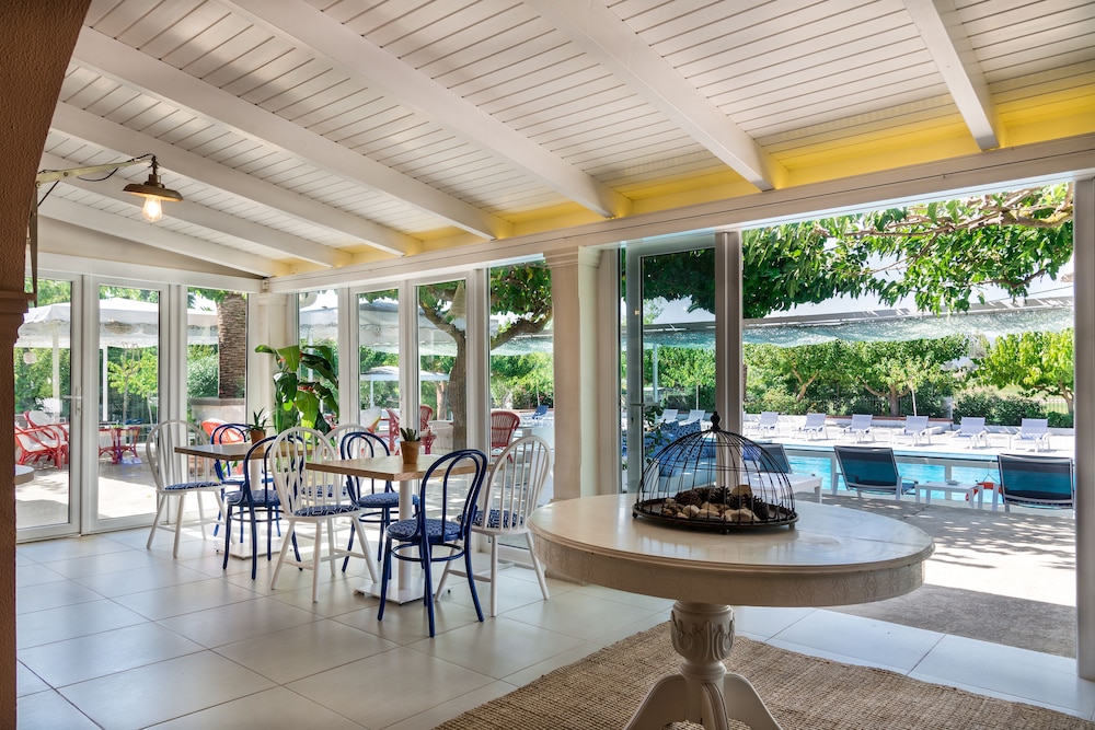 Hotel Sirocco - Adults Only — Restaurant & bars in Kalamaki (Zakynthos), Ionian Islands