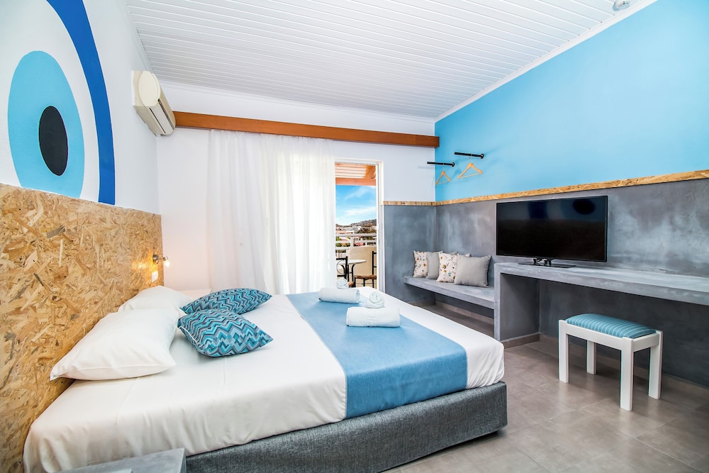 Tinas Plus Hotel — Hotel rooms in Faliraki, South Aegean