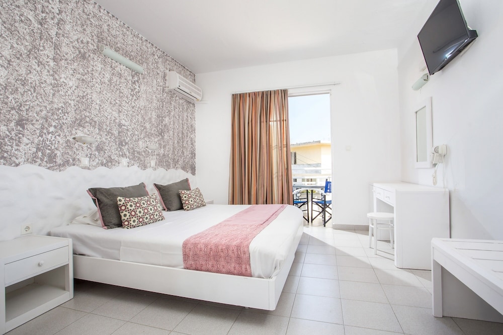 Tinas Plus Hotel — Hotel rooms in Faliraki, South Aegean