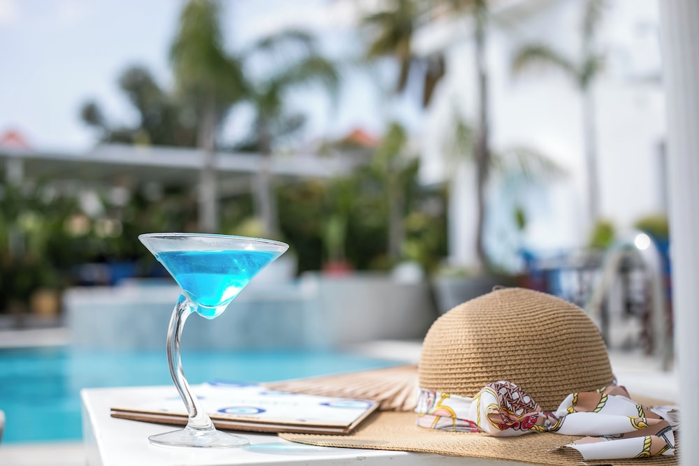 Tinas Plus Hotel — Restaurant & bars in Faliraki, South Aegean