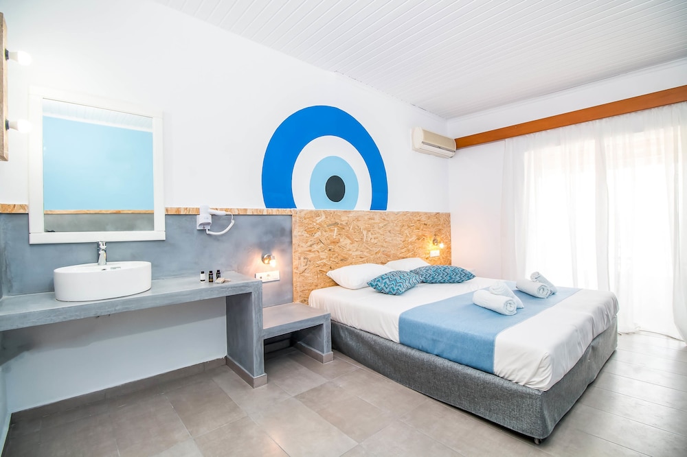 Tinas Plus Hotel — Hotel rooms in Faliraki, South Aegean