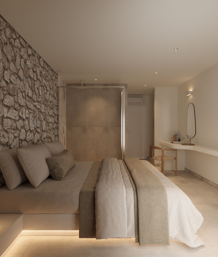 Tinas Plus Hotel — Hotel rooms in Faliraki, South Aegean