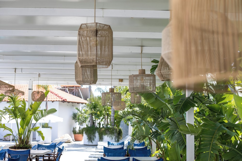 Tinas Plus Hotel — Restaurant & bars in Faliraki, South Aegean