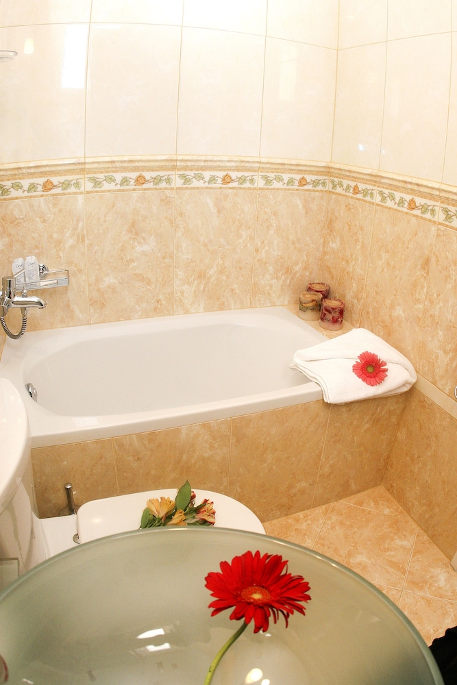 Zante Calinica Hotel — Hotel rooms in Tsilivi, Ionian Islands