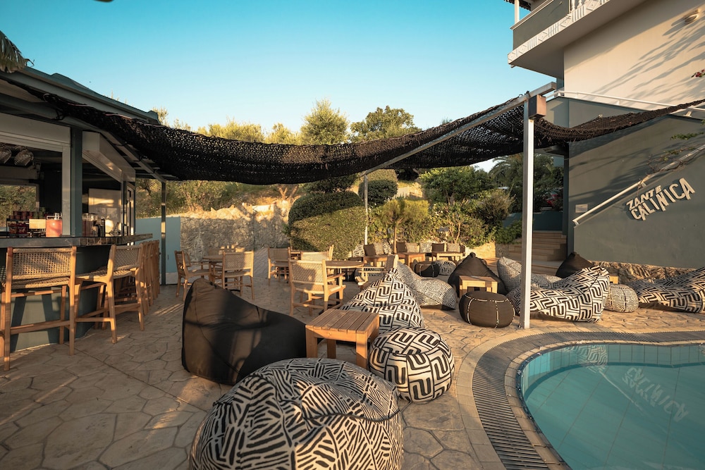 Zante Calinica Hotel — Restaurant & bars in Tsilivi, Ionian Islands