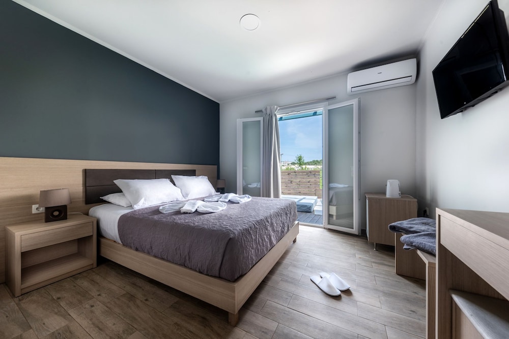 Zante Calinica Hotel — Hotel rooms in Tsilivi, Ionian Islands