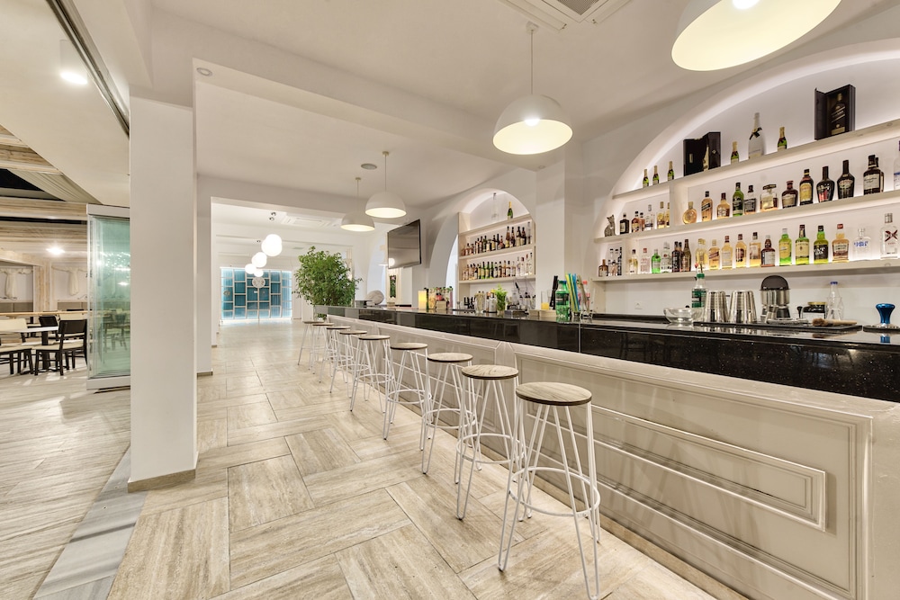 Mandala Seafront Suites — Restaurant & bars in Laganas, Ionian Islands