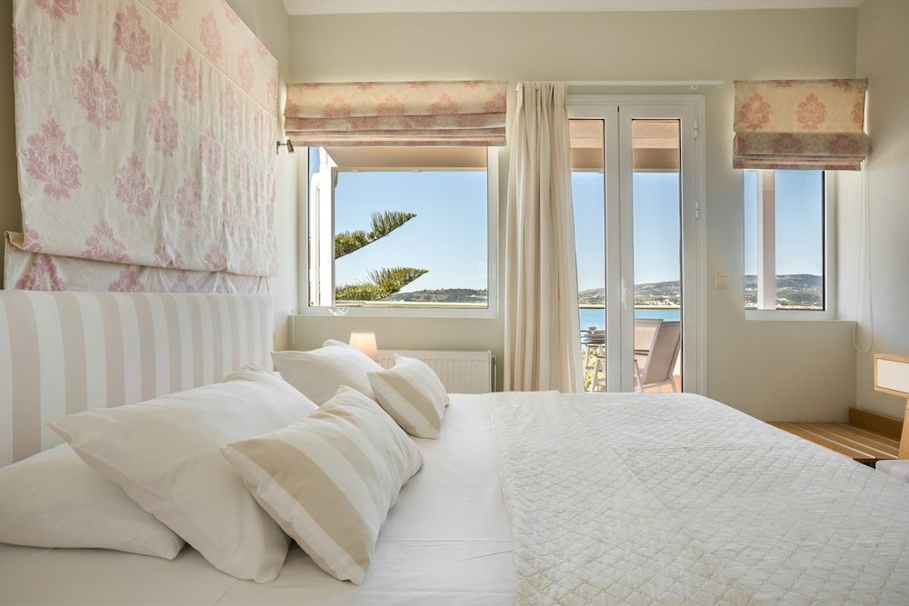 Panorama Fanari Studios & Apartments — Hotel rooms in Lassi, Ionian Islands