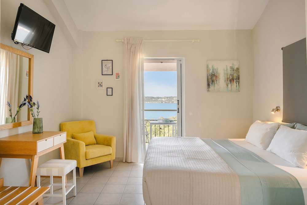 Panorama Fanari Studios & Apartments — Hotel rooms in Lassi, Ionian Islands
