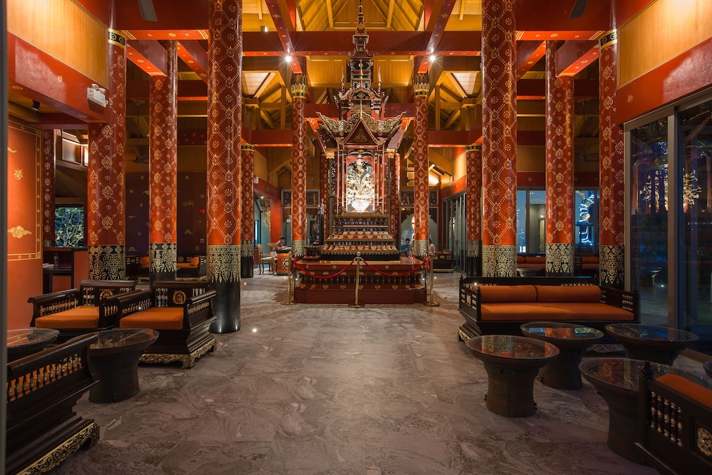 Maikhao Palm Beach Resort — Hotel building in Mai Khao, Phuket Province