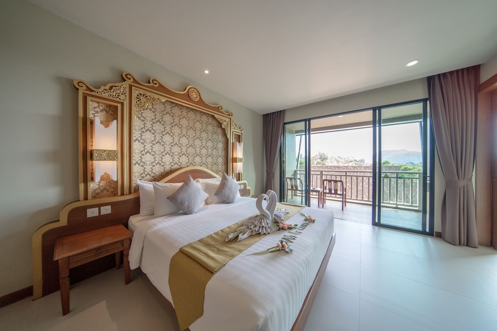 Maikhao Palm Beach Resort — Hotel rooms in Mai Khao, Phuket Province