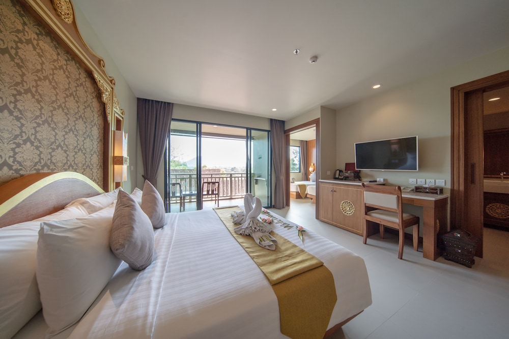 Maikhao Palm Beach Resort — Hotel rooms in Mai Khao, Phuket Province